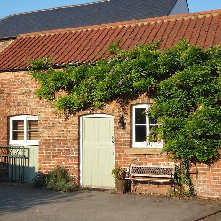The Stables At Owlett Hall Crowle  Extérieur photo
